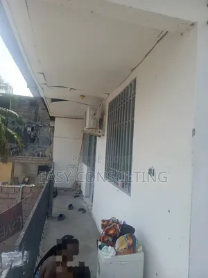 2chbre Villa dans 1 Ère Rue Funa, Limete à Vendre
