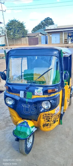 Nouveau Bajaj RE 2026 Noir