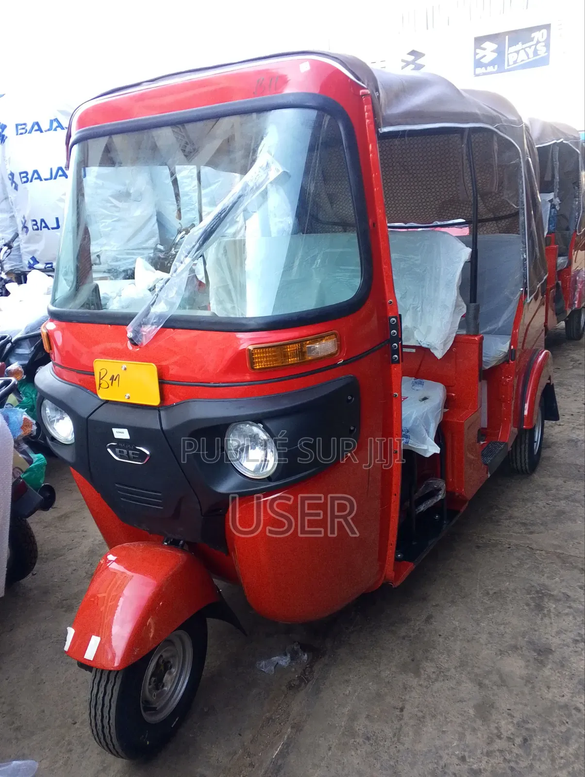 Nouveau Bajaj RE 2026 Noir