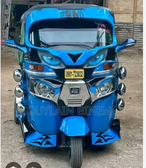 Nouveau Bajaj RE 2026 Argenté