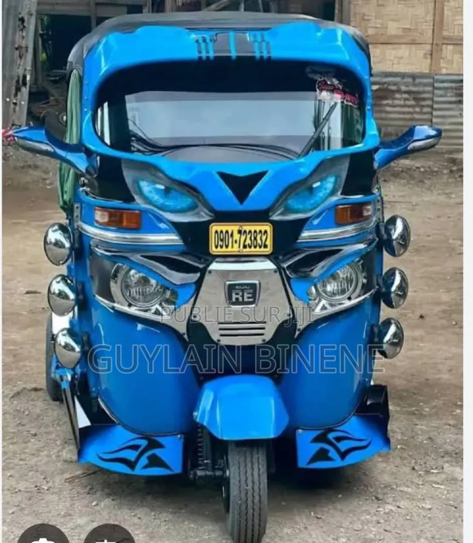 Nouveau Bajaj RE 2026 Argenté