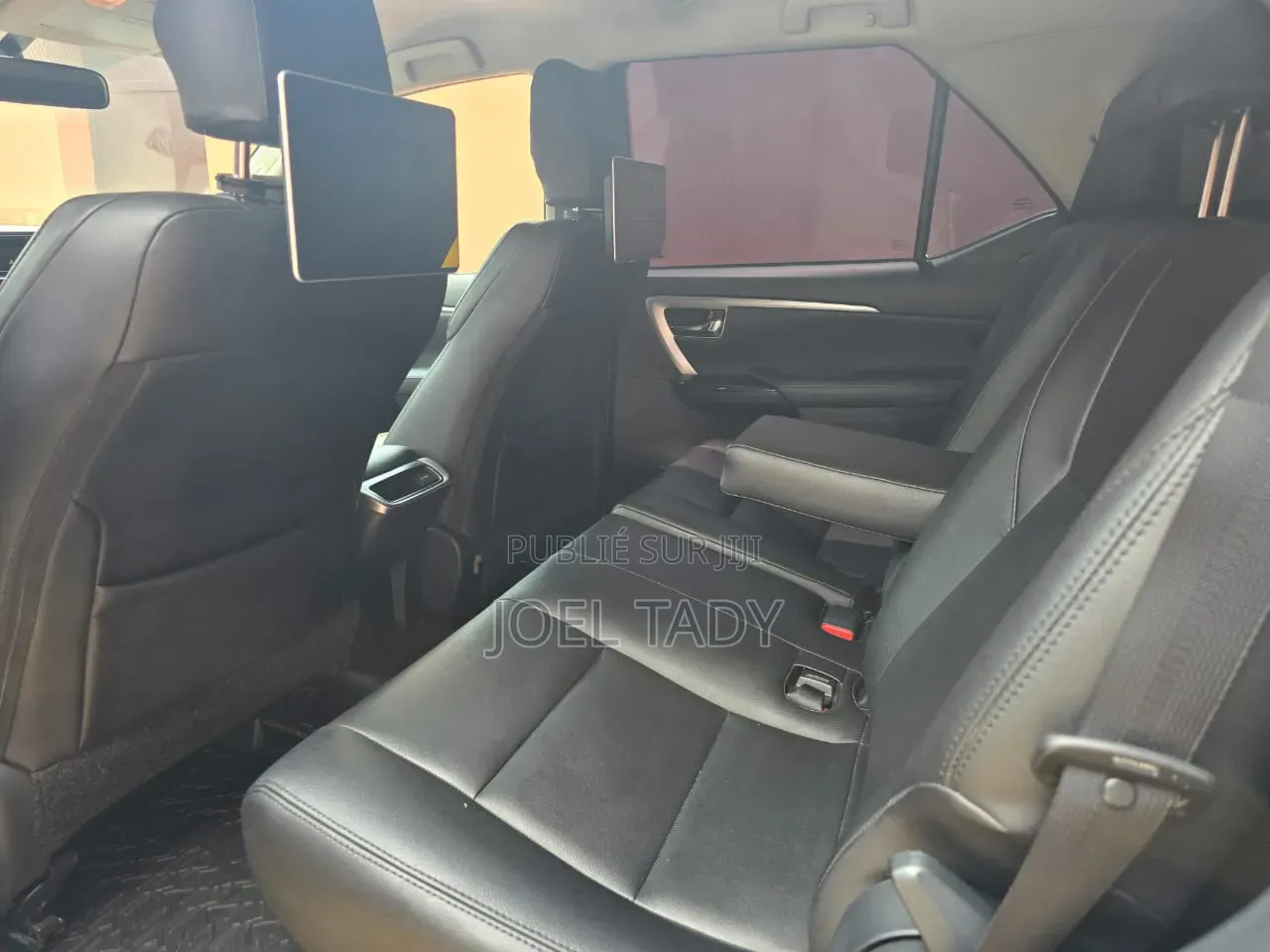 Toyota Fortuner 2025 Bleu