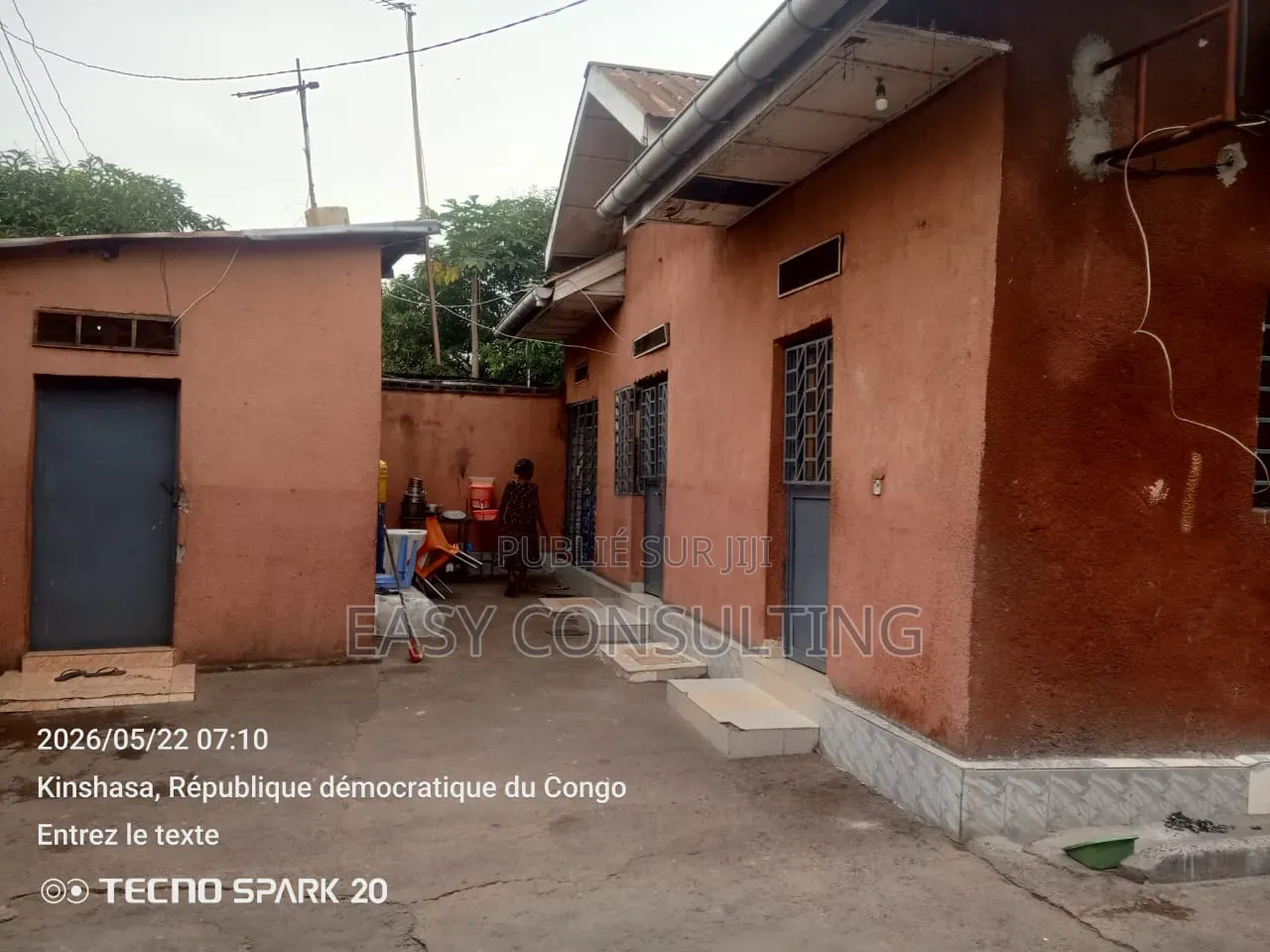 2chbre Villa dans Terre Jaune, Nsele à Vendre