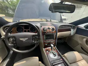Bentley Cravate continentale 2021 Noir