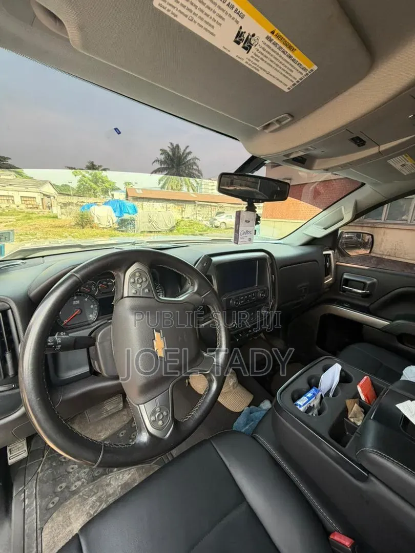 Chevrolet Silverado 2019 Argenté