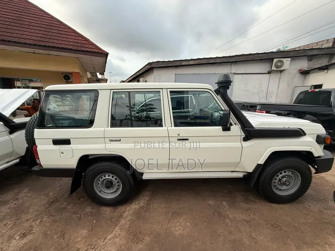 Toyota Land Cruiser 2025 Blanc