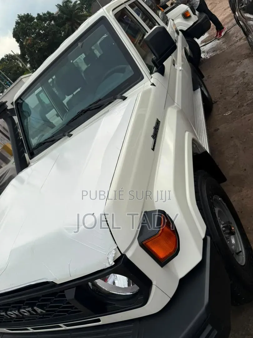 Toyota Land Cruiser 2025 Blanc