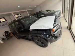 Toyota Land Cruiser Prado 2025 Bordeaux