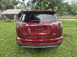 Toyota RAV4 2016 Rouge