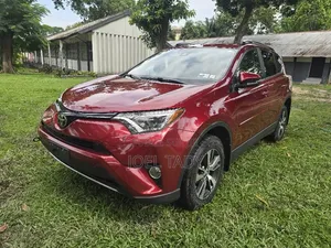 Toyota RAV4 2016 Rouge