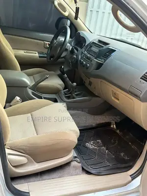 Toyota Fortuner 2014 Gris
