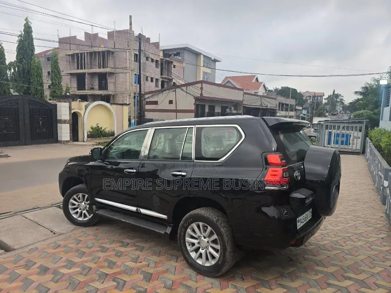 Toyota Land Cruiser 2023 Blanc