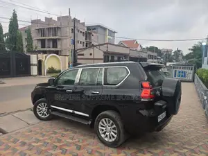 Toyota Land Cruiser 2023 Blanc
