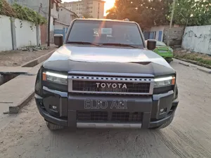 Nouveau Toyota Land Cruiser Prado 2.7 2025 Noir