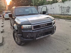 Nouveau Toyota Land Cruiser Prado 2.7 2025 Noir