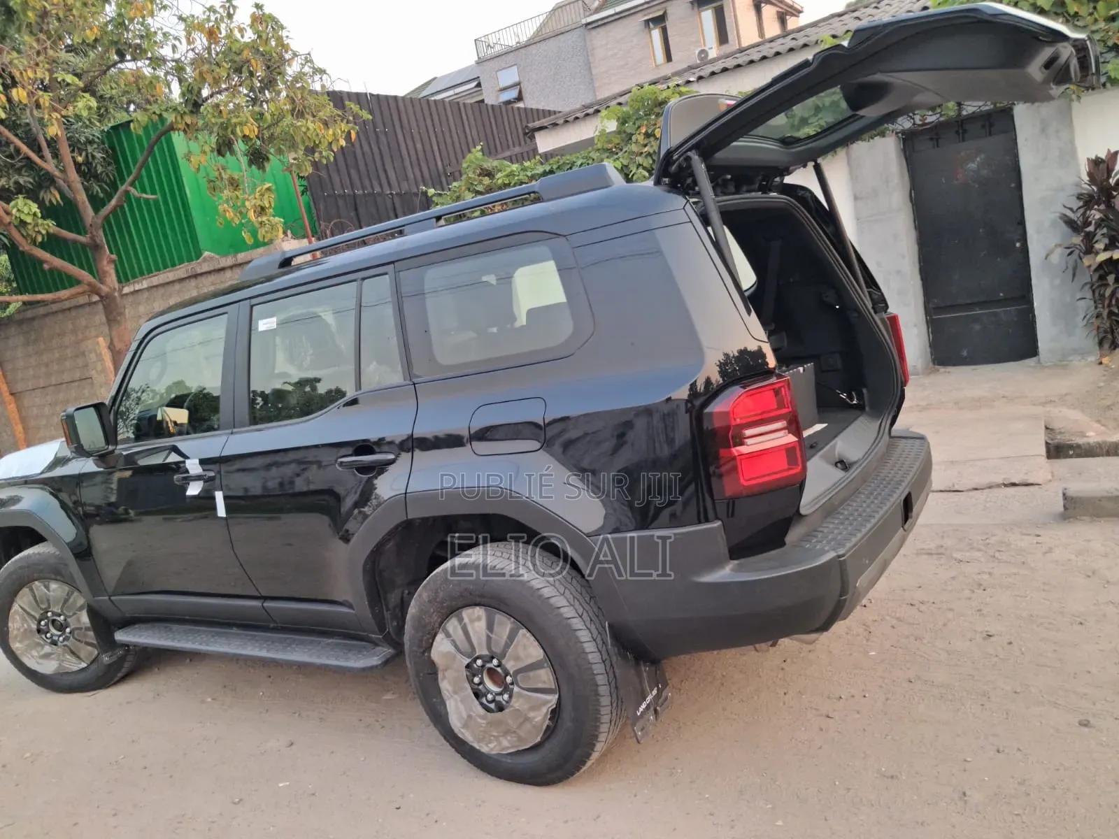 Nouveau Toyota Land Cruiser Prado 2.7 2025 Noir
