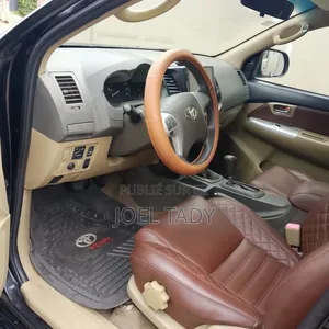 Toyota Fortuner 2015 Noir