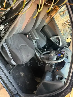 Toyota RAV4 2010 Noir