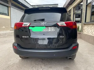 Toyota RAV4 2014 Bleu