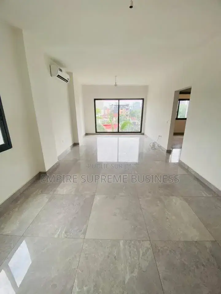 2chbre Appartement dans Empire Supreme, Gombe à Louer