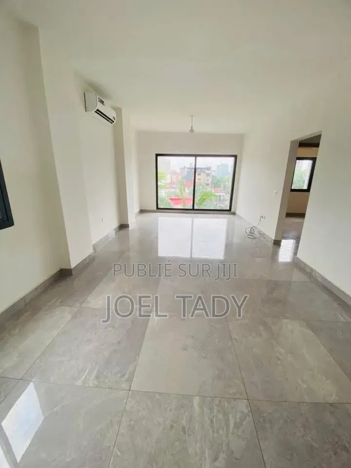 2chbre Appartement dans Empire Supreme, Gombe à Louer