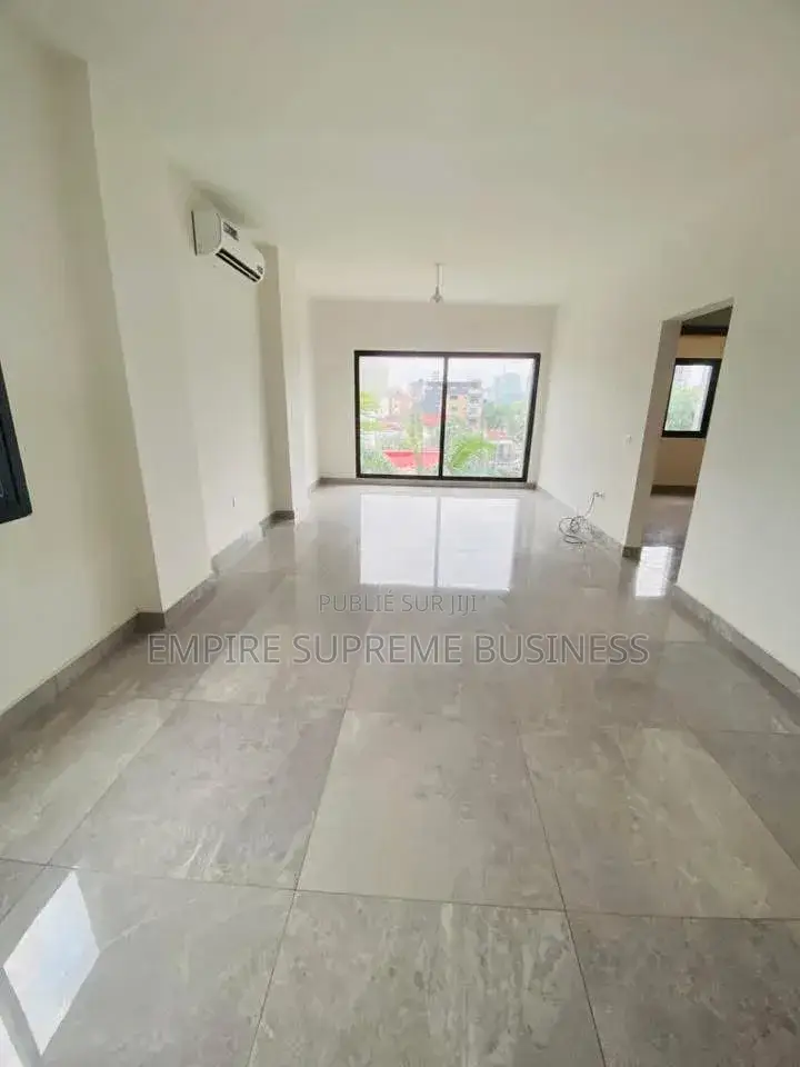 2chbre Appartement dans Empire Supreme, Gombe à Louer
