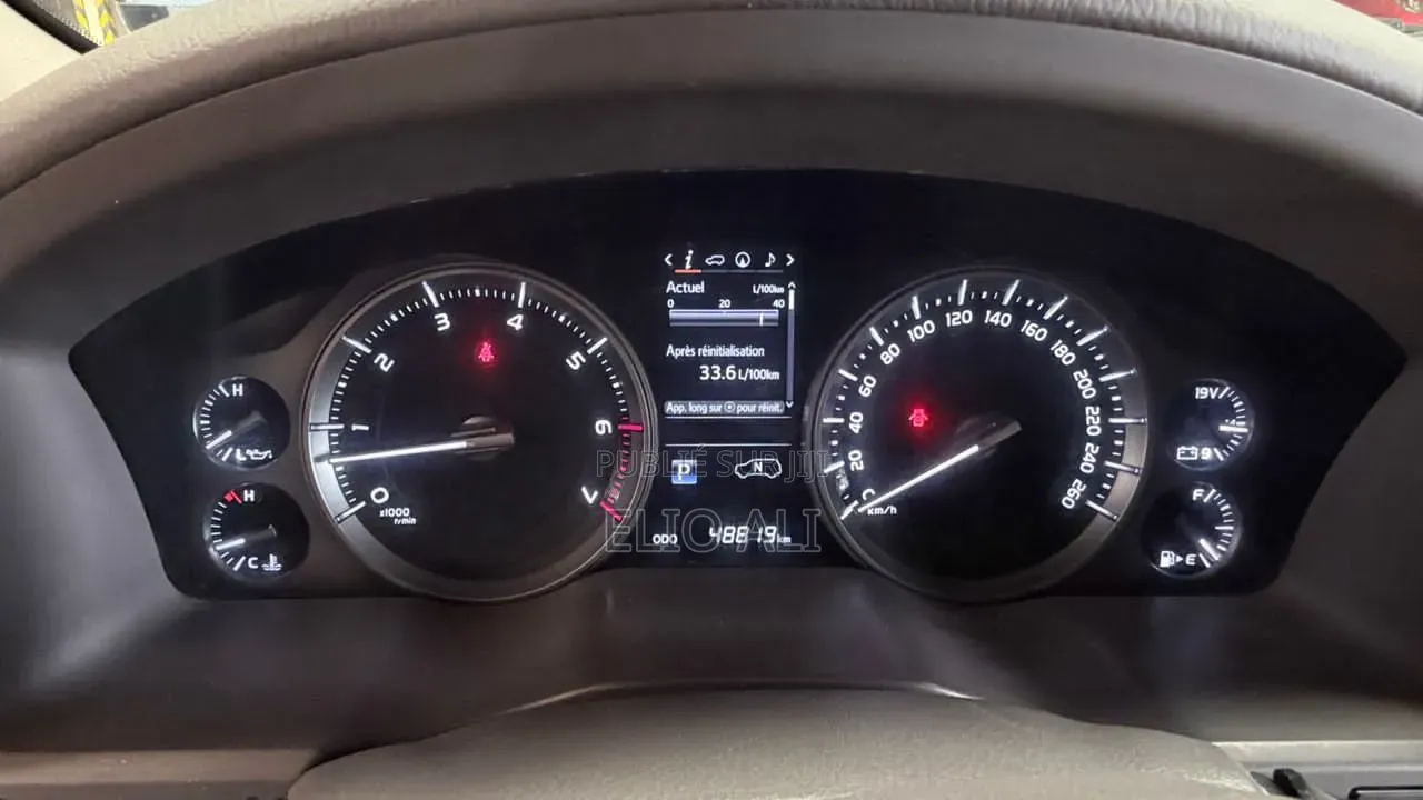 Toyota Land Cruiser 4.5 V8 VXR 2019 Noir