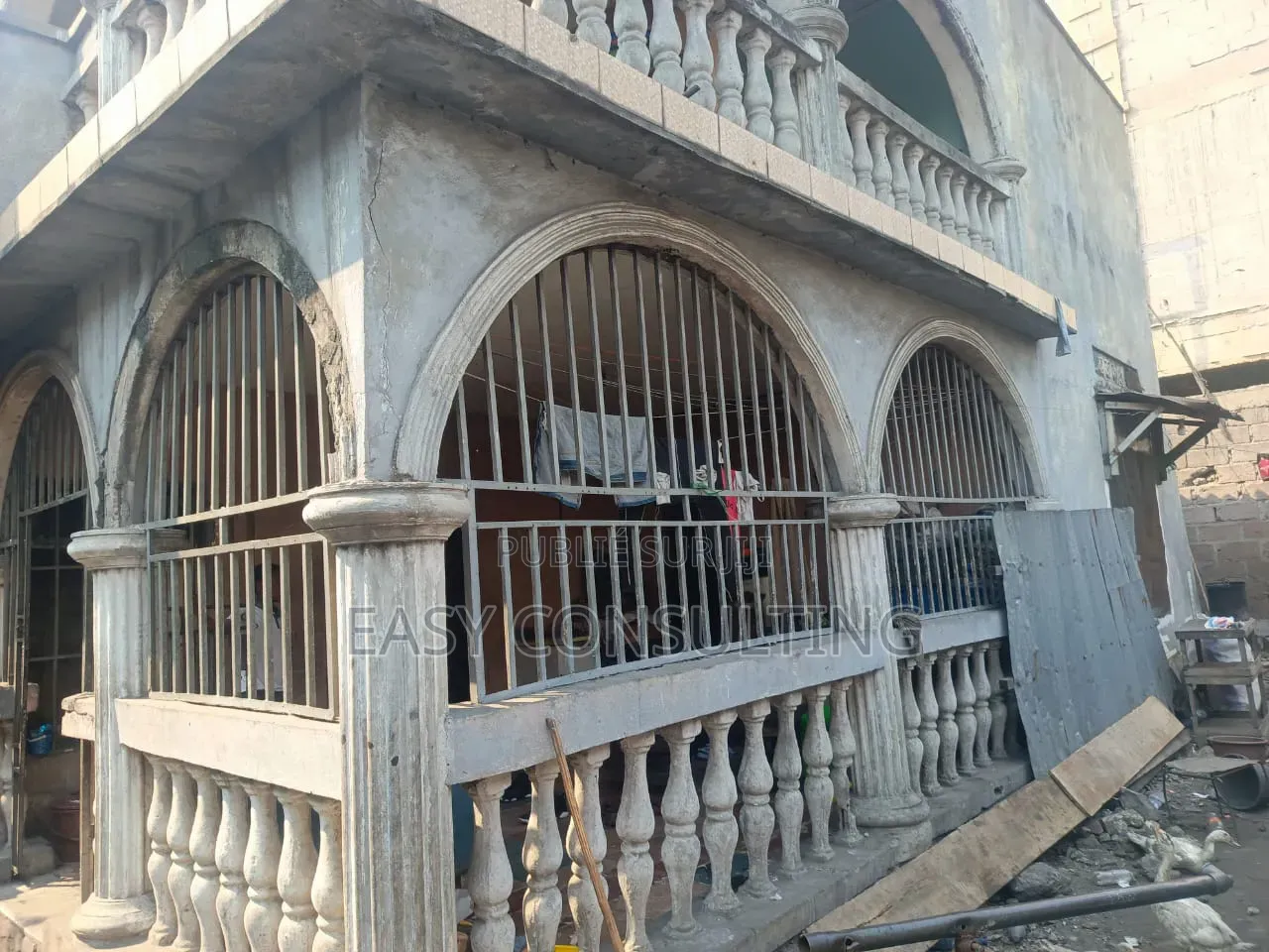 Grande Parcelle À Vendre À Barumbu – Emplacement Premium Du Macadam