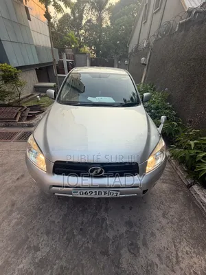 Toyota RAV4 2010 Noir