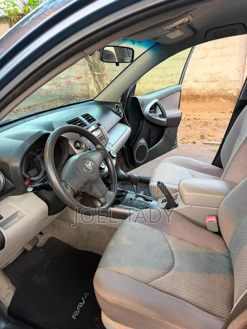 Toyota RAV4 2013 Bleu