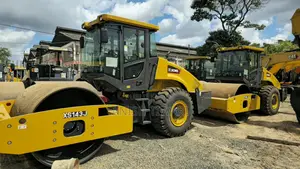 XCMG 143j Roller