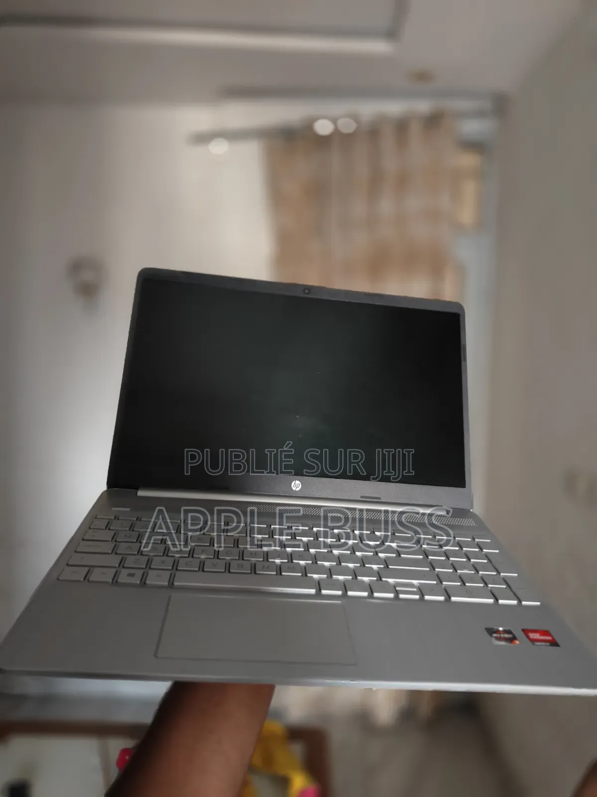 Ordinateur portable HP 15 8GB AMD Ryzen 3 SSD 256GB