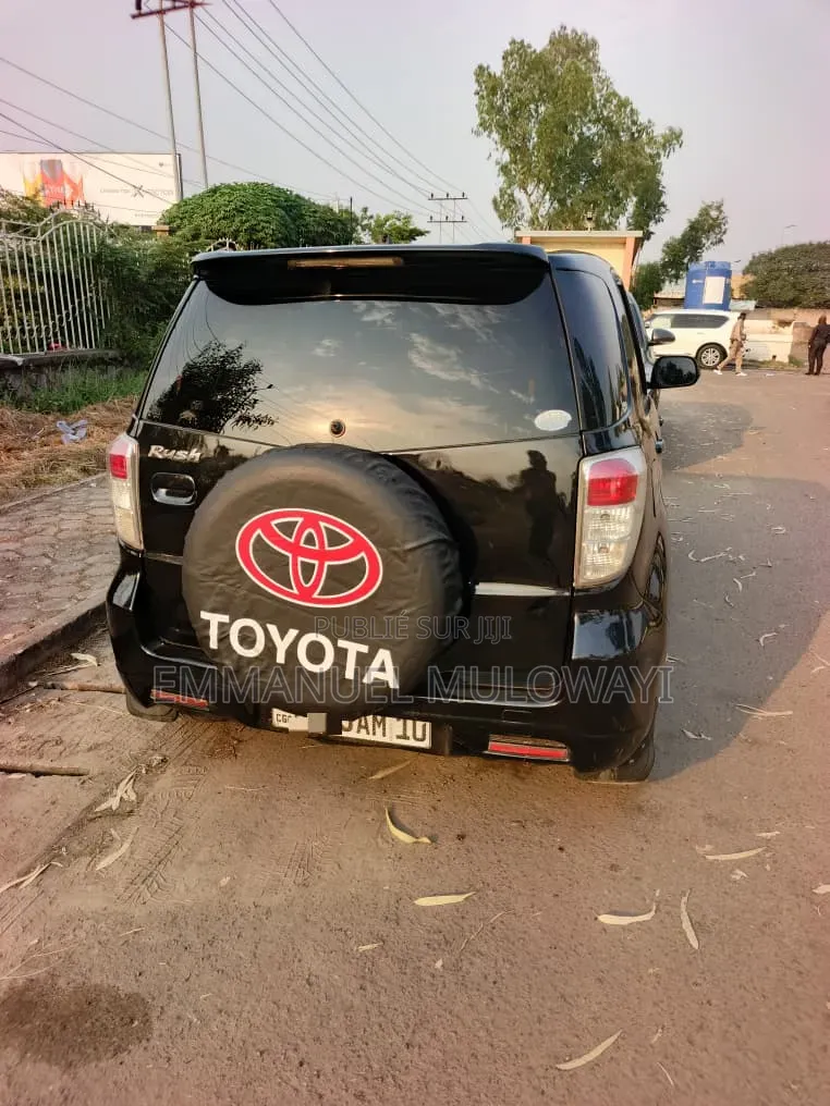 Toyota Rush 2011 Noir