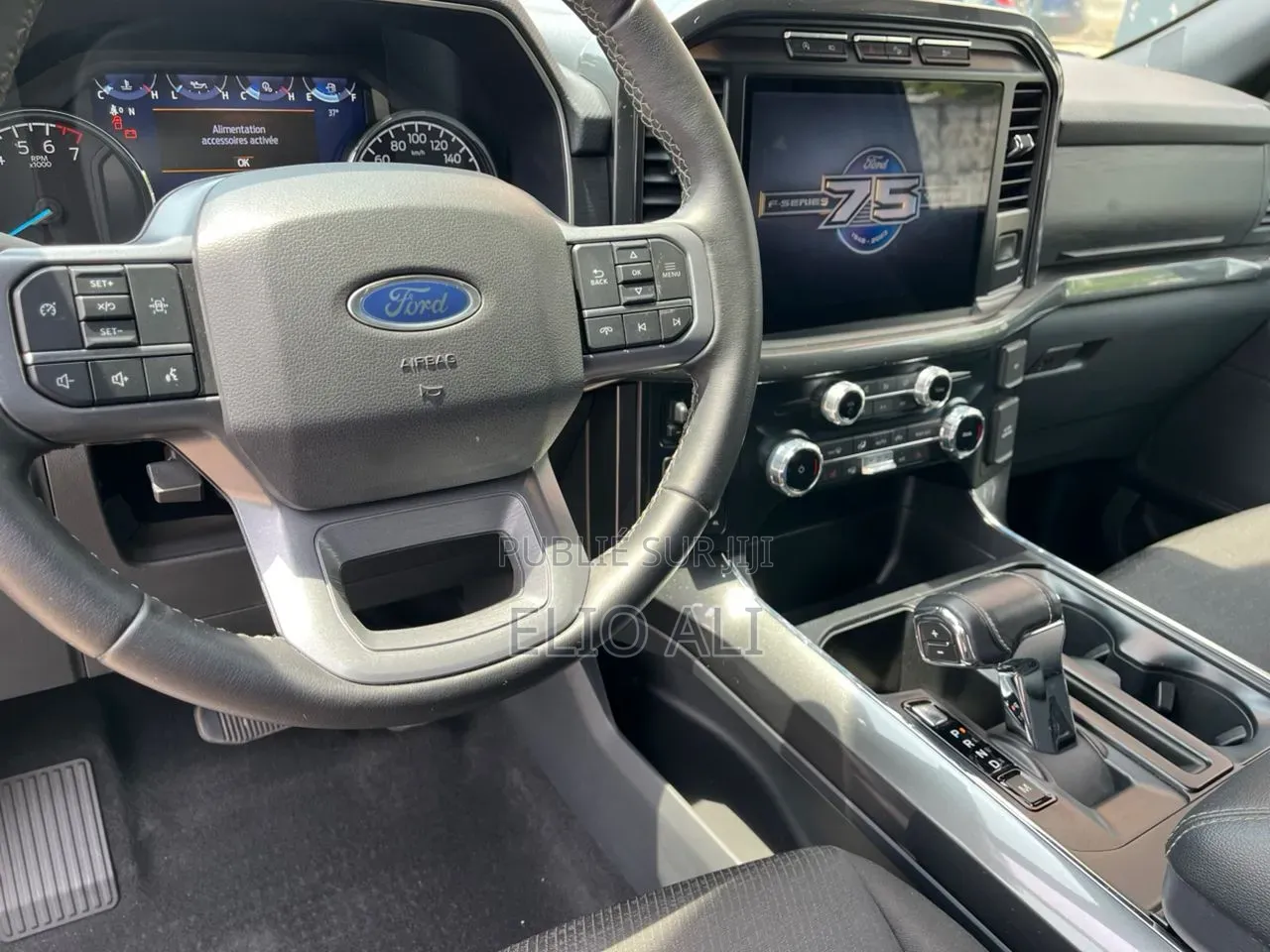 Ford F-150 Platinum 2023 Blanc