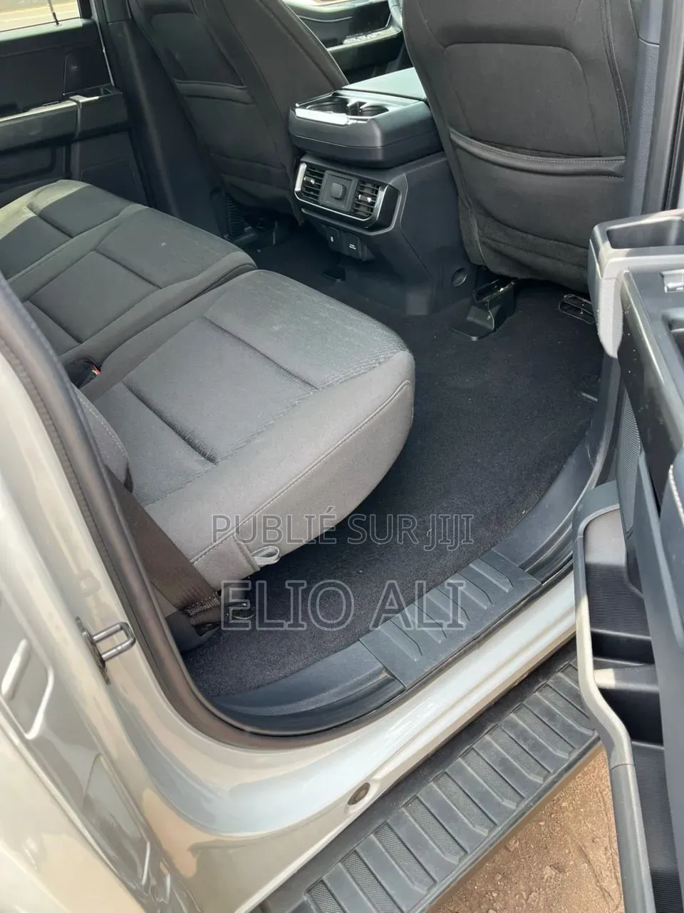 Ford F-150 Platinum 2023 Blanc