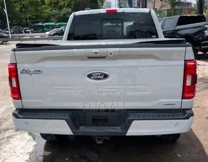 Ford F-150 Platinum 2023 Blanc