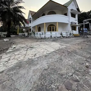 Vente D'une Villa Dans La Commune De La Gombe
