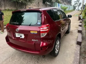 Toyota RAV4 2012 Rouge