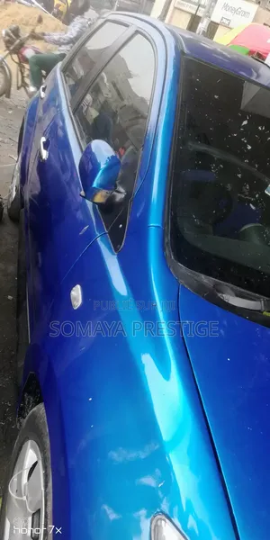 Toyota IST 2016 Bleu