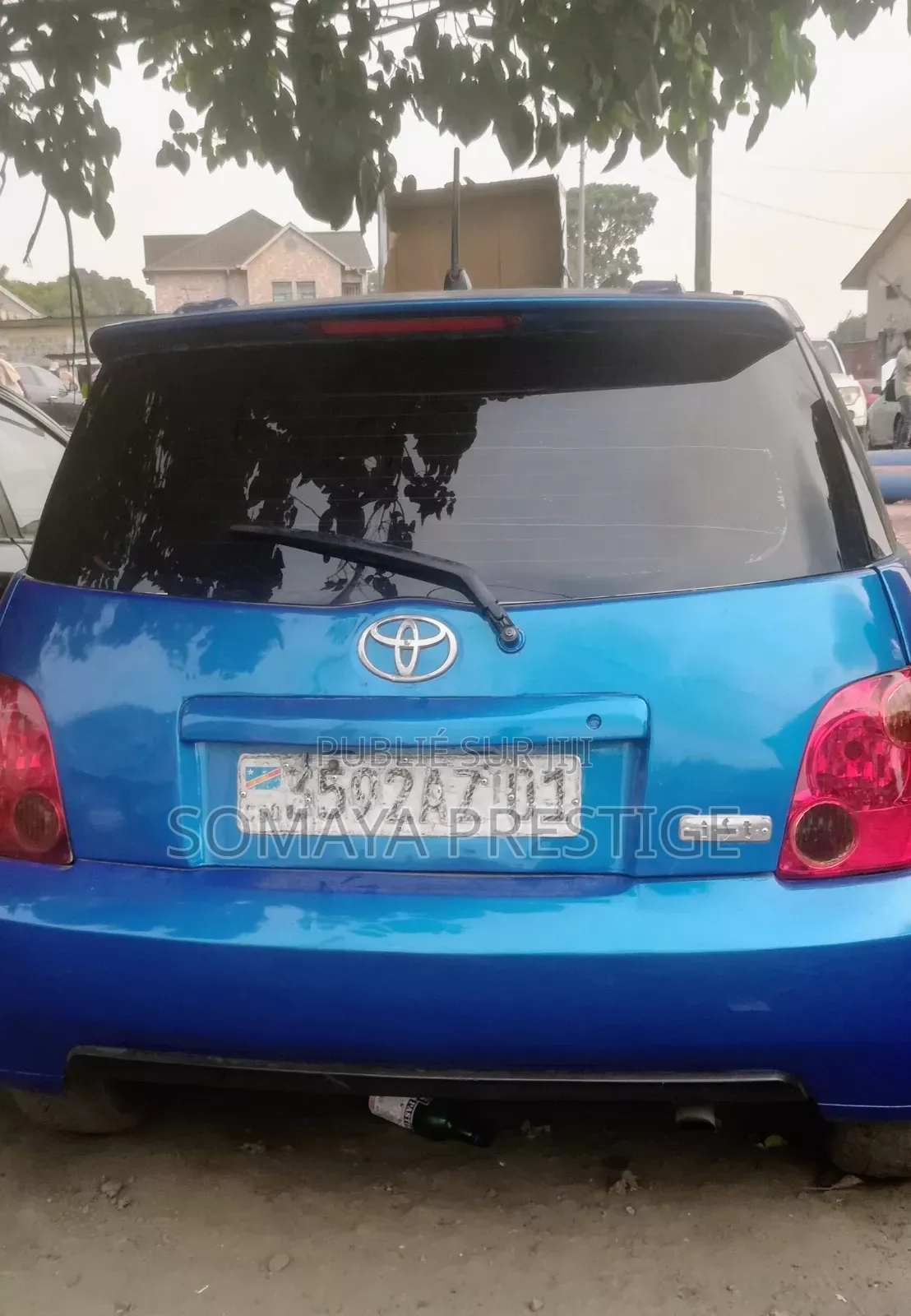 Toyota IST 2016 Bleu