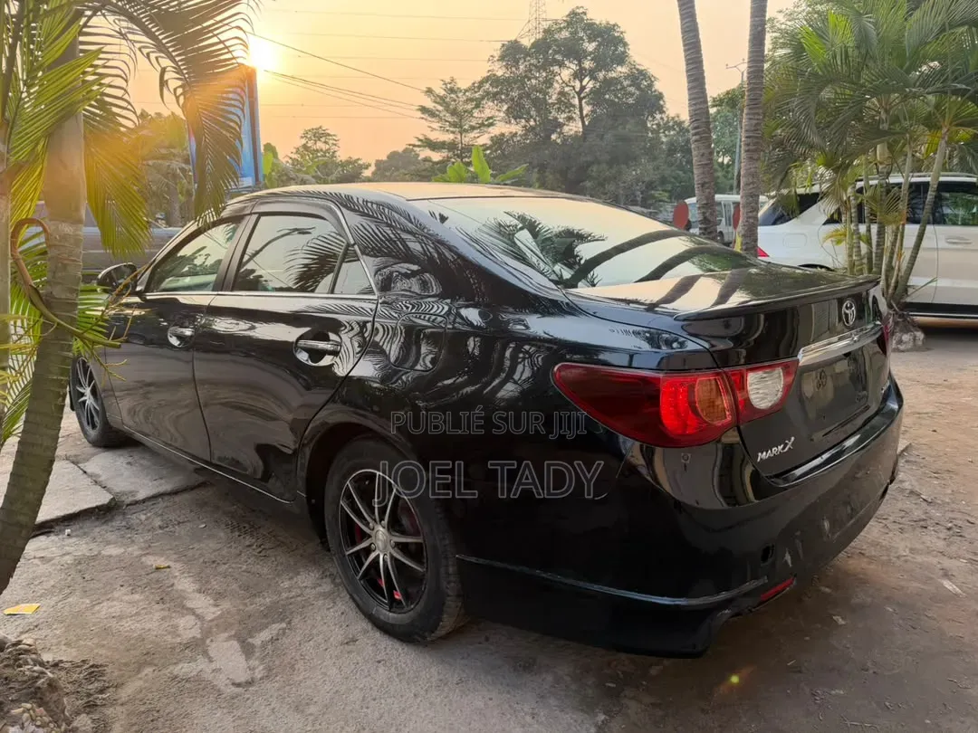 Toyota Mark II 2023 Noir