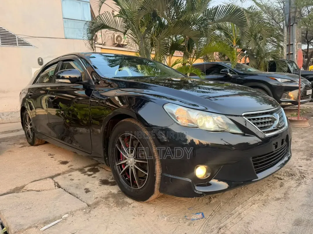 Toyota Mark II 2023 Noir