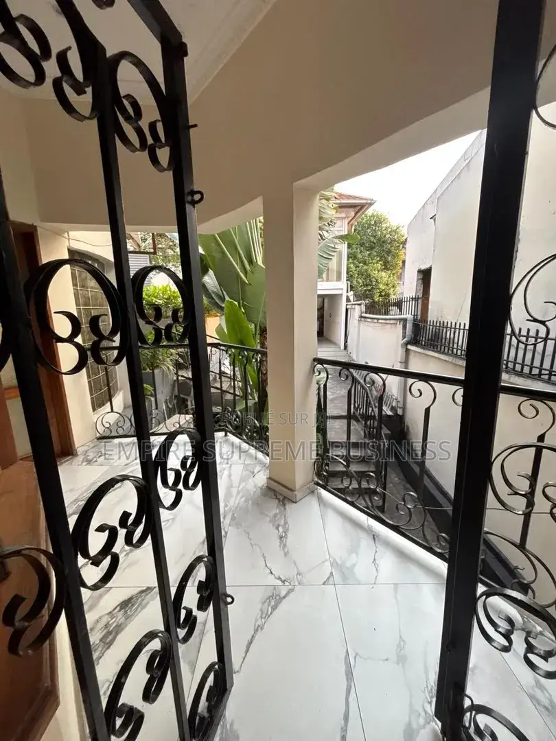 4chbre Villa dans Empire Supreme, Ngaliema à Louer