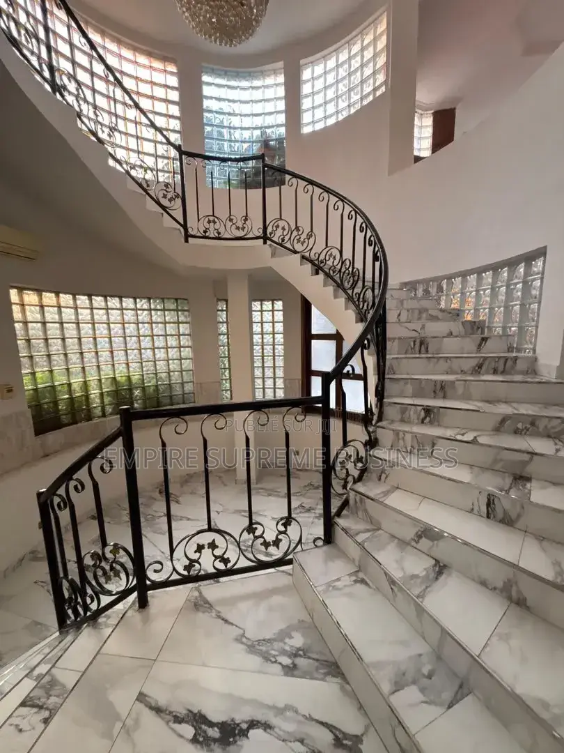 4chbre Villa dans Empire Supreme, Ngaliema à Louer
