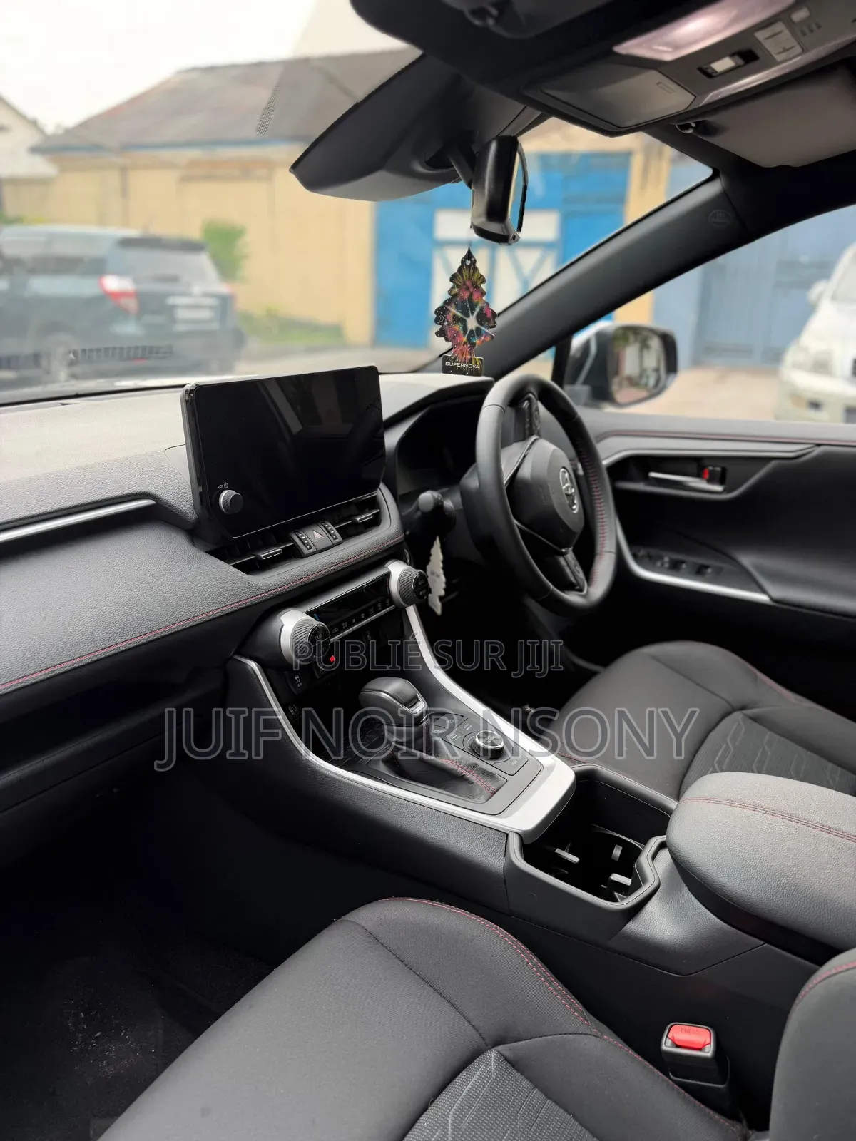 Toyota RAV4 2025 Gris