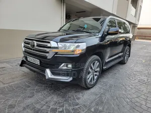 Toyota Land Cruiser 5.7 V8 VX-S 2019 Noir