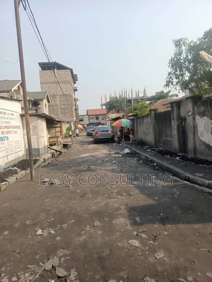 3chbre Villa dans Kabinda, Barumbu à Vendre