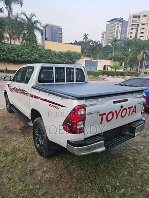 Toyota Hilux 2025 Autre
