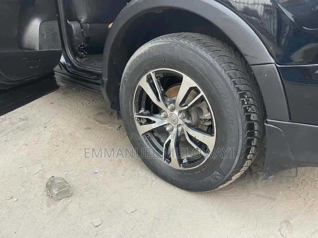Toyota RAV4 2017 Noir
