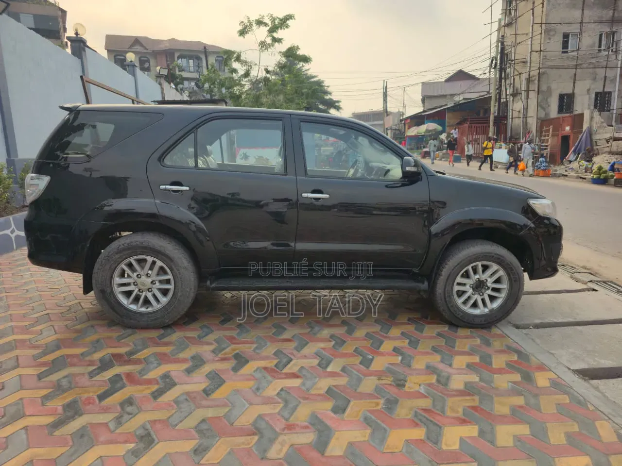 Toyota Fortuner 2016 Noir